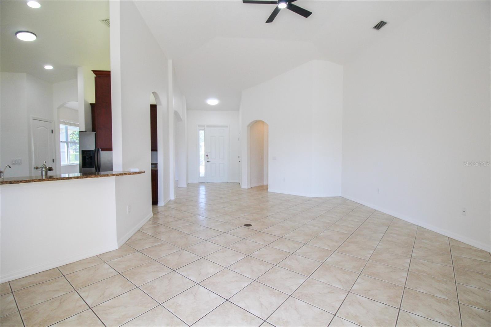 TARA PH III SUBPHASE H - Residential Lease