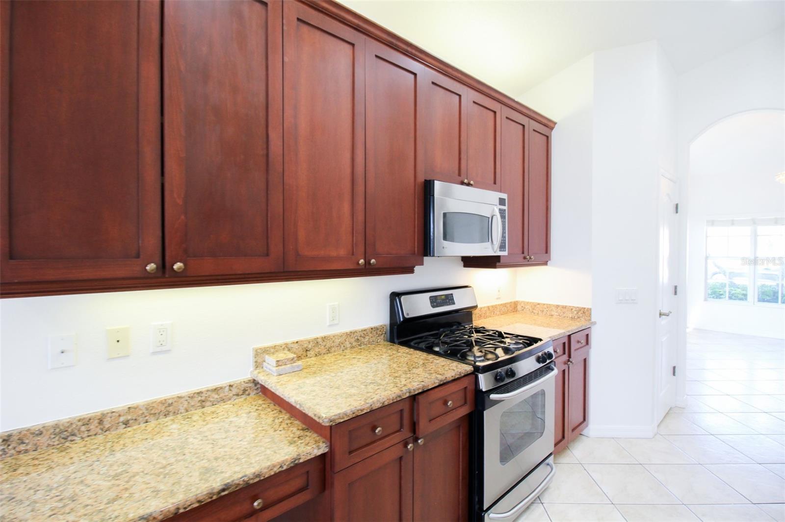TARA PH III SUBPHASE H - Residential Lease