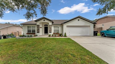 Photo of 3174 Valley Vista Circle, Lakeland, FL 33812 (MLS # L4956220) Photo of 3174 Valley Vista Circle, Lakeland, FL 33812 (MLS # L4956220)