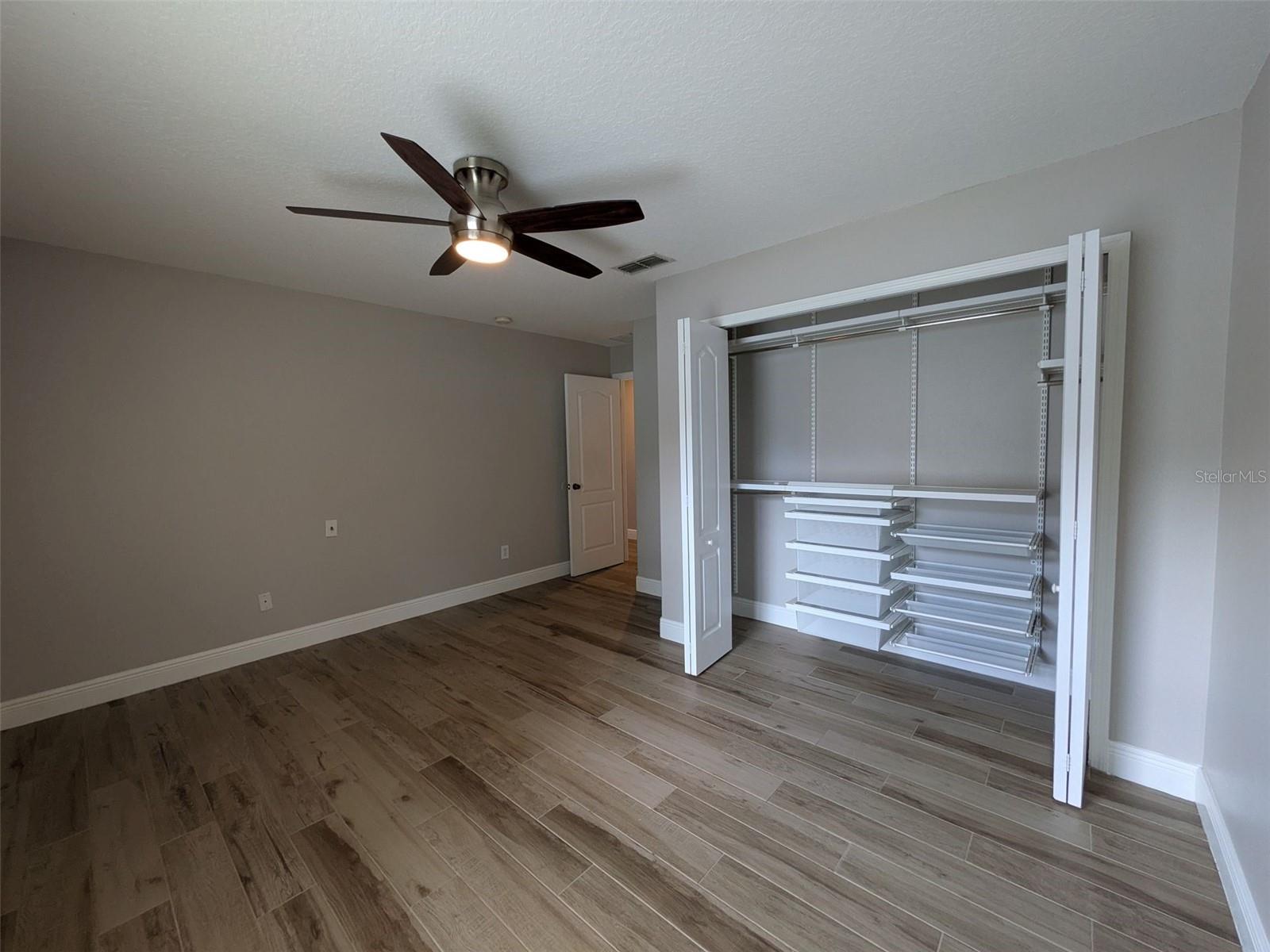 EAST LAKE COVE PH 2 - Residential Lease
