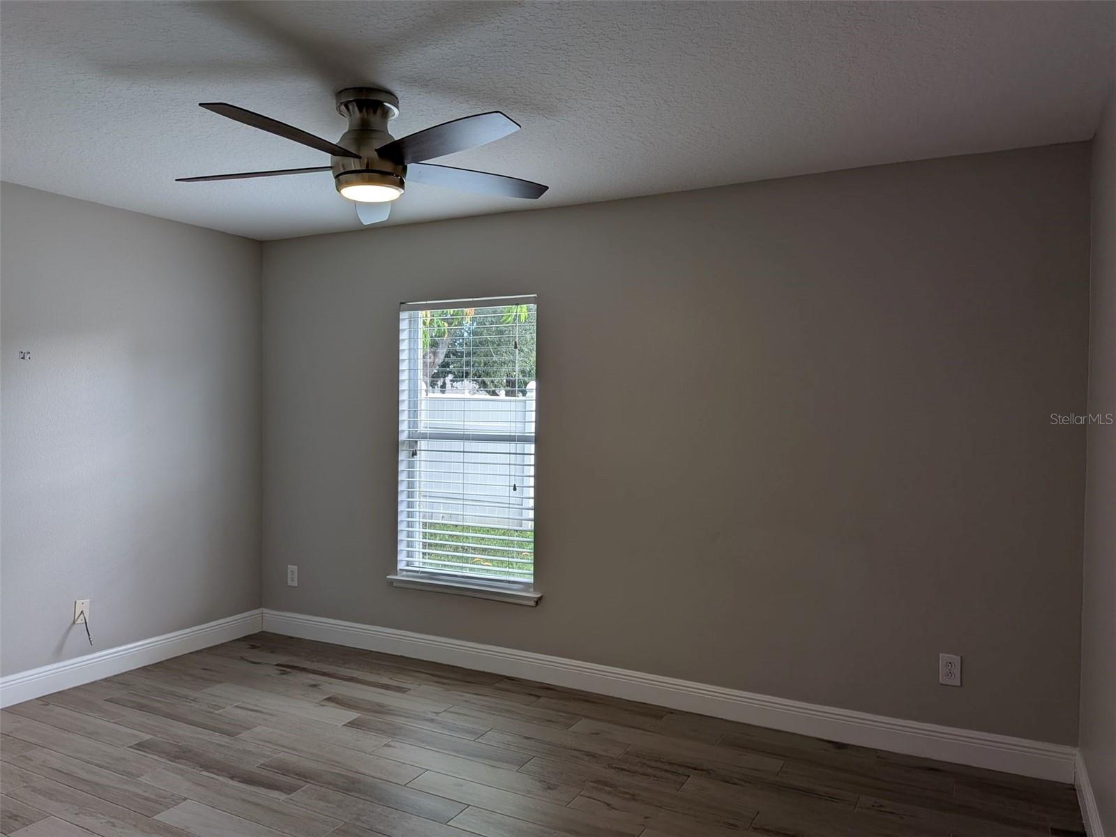 EAST LAKE COVE PH 2 - Residential Lease