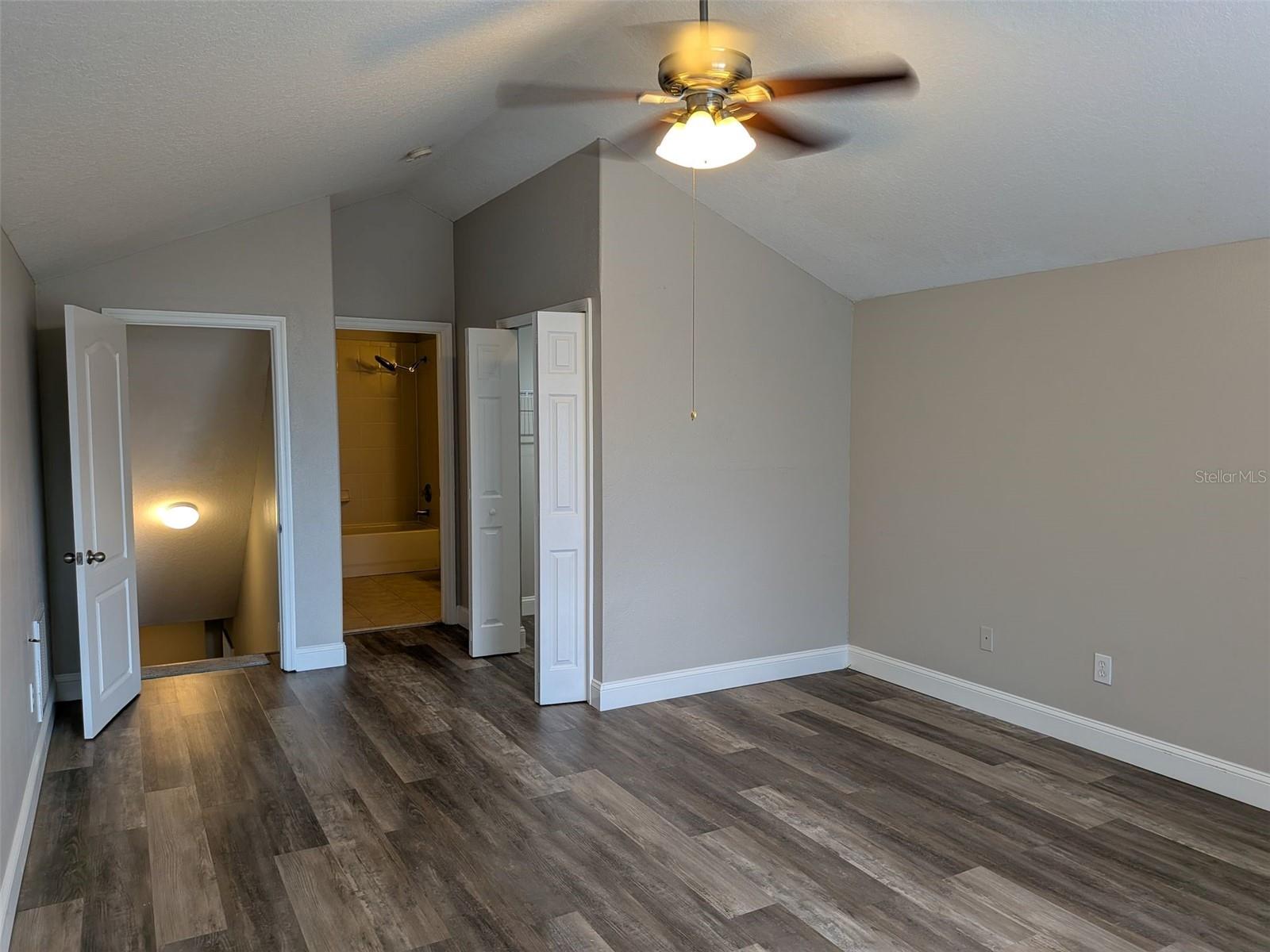 EAST LAKE COVE PH 2 - Residential Lease