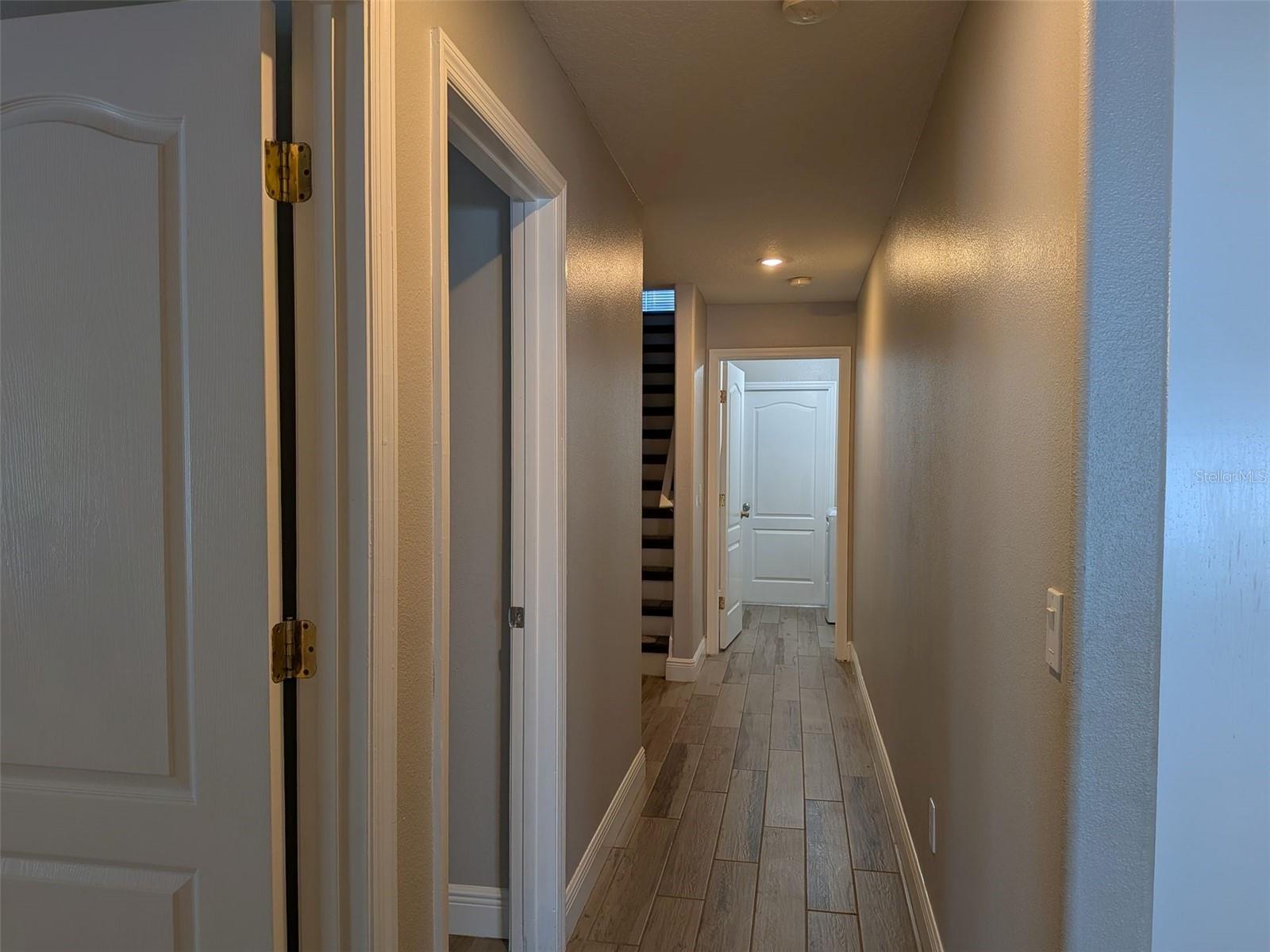EAST LAKE COVE PH 2 - Residential Lease