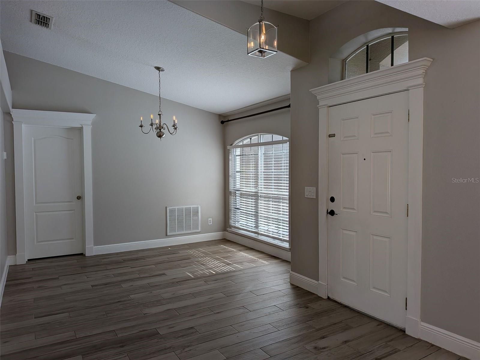 EAST LAKE COVE PH 2 - Residential Lease