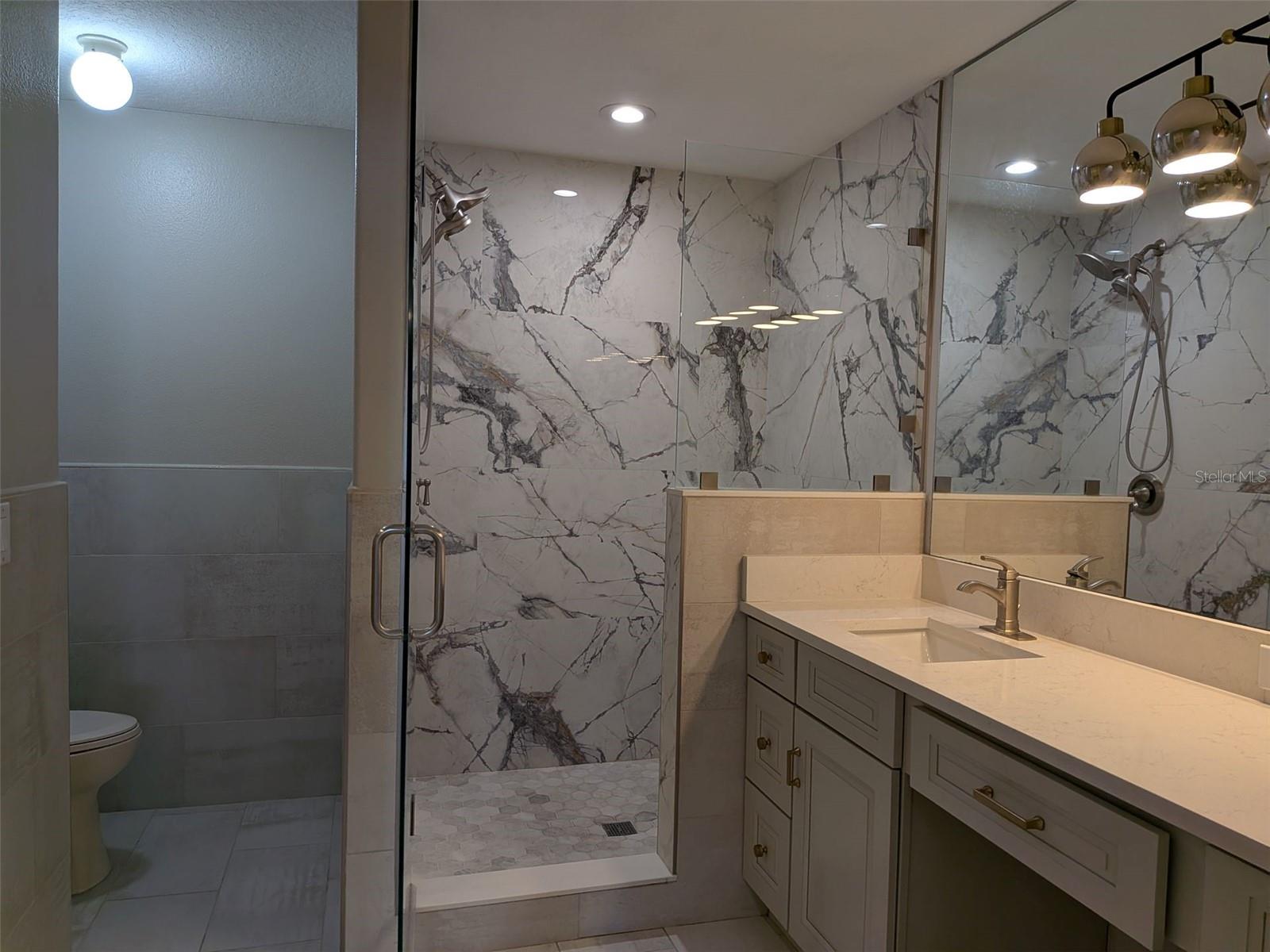 EAST LAKE COVE PH 2 - Residential Lease