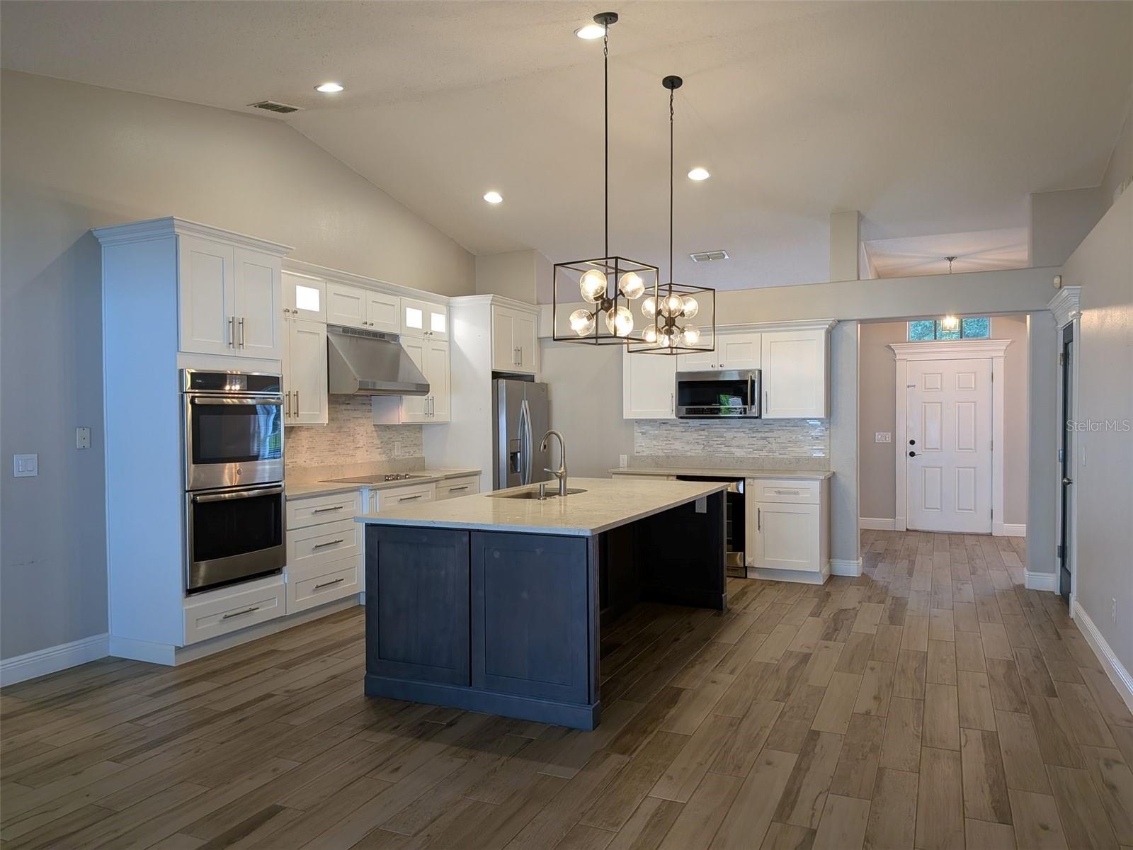 EAST LAKE COVE PH 2 - Residential Lease