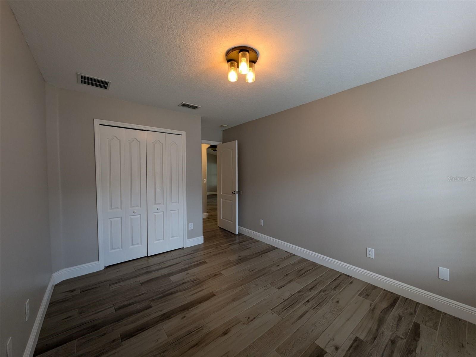 EAST LAKE COVE PH 2 - Residential Lease