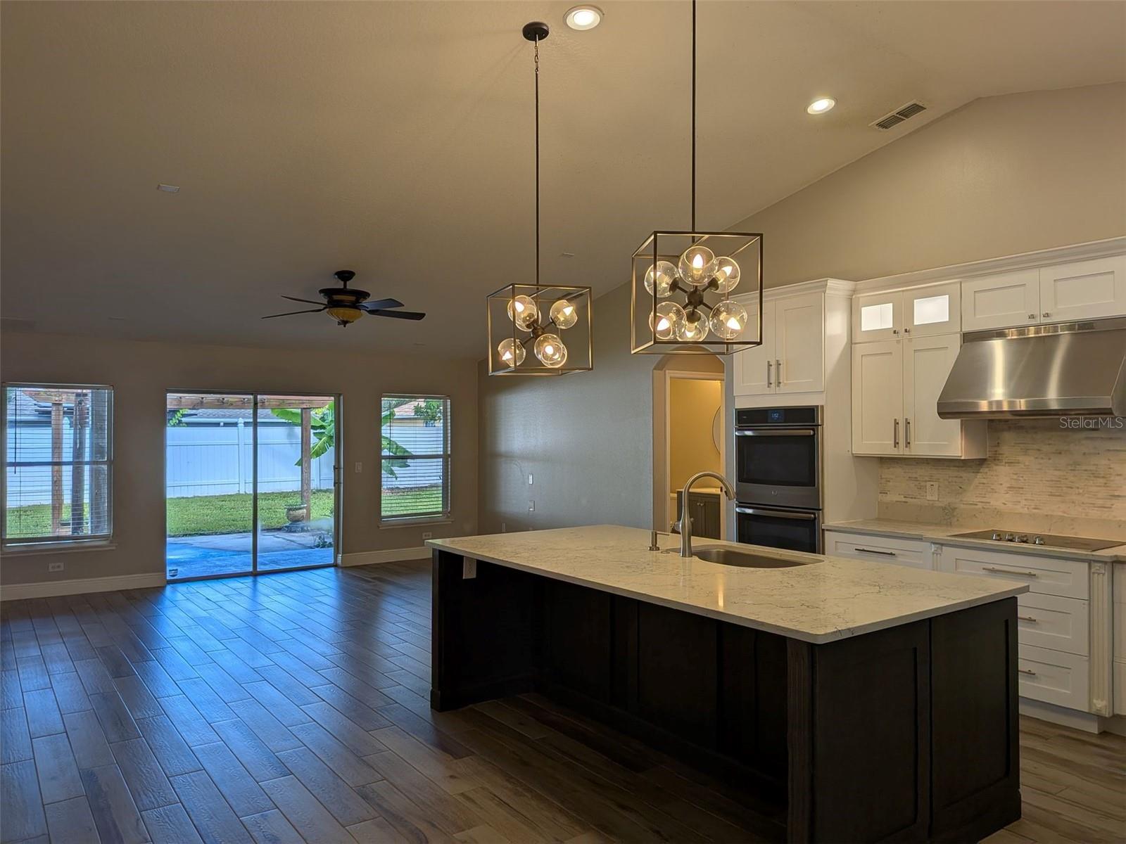 EAST LAKE COVE PH 2 - Residential Lease