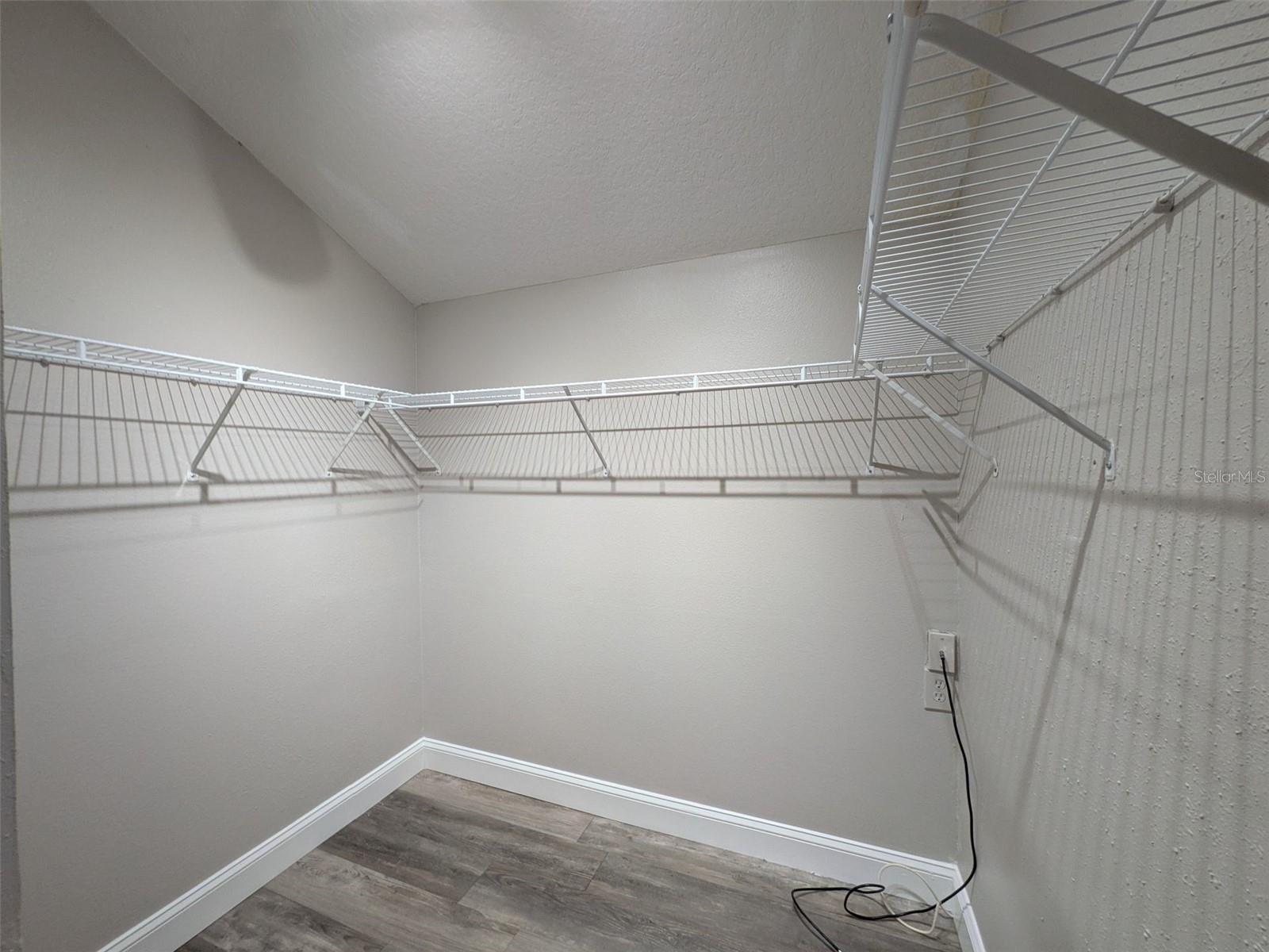 EAST LAKE COVE PH 2 - Residential Lease