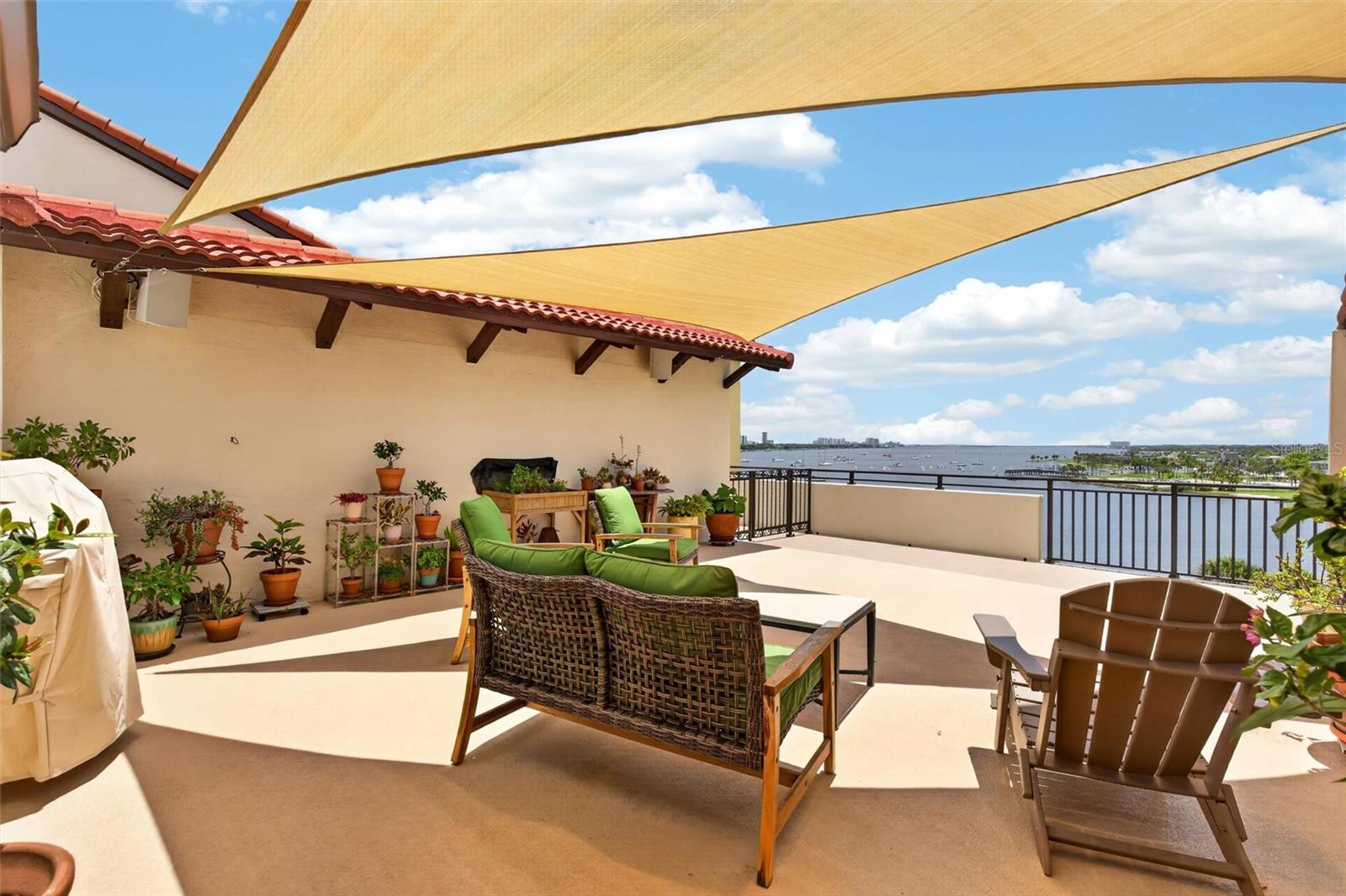 744 MARINA POINT DRIVE 7440