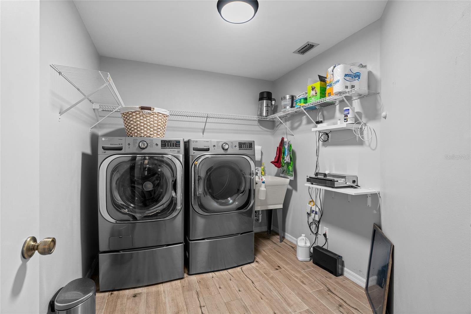WINDSTREAM - Residential