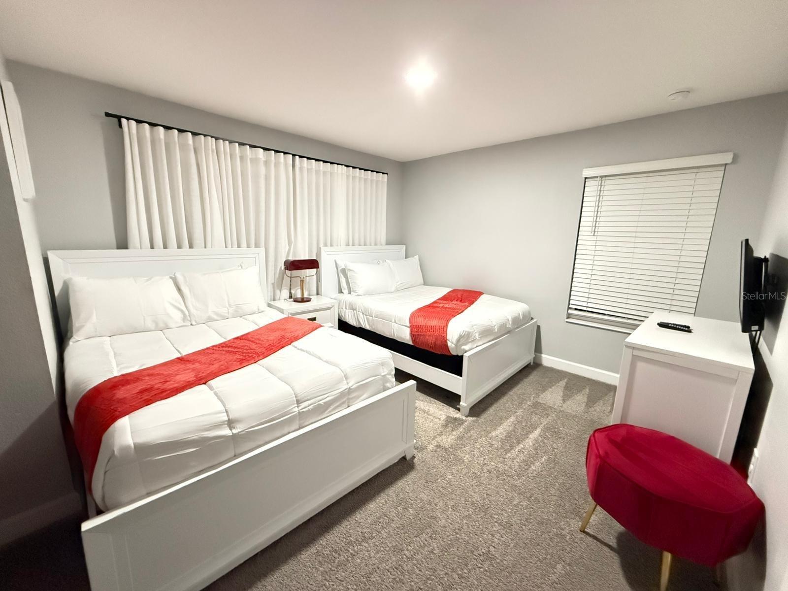 STOREY LAKE PH 3 - Residential