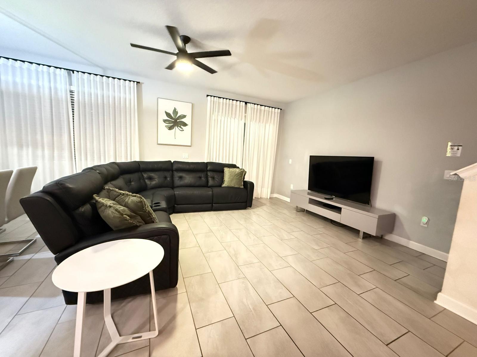 STOREY LAKE PH 3 - Residential