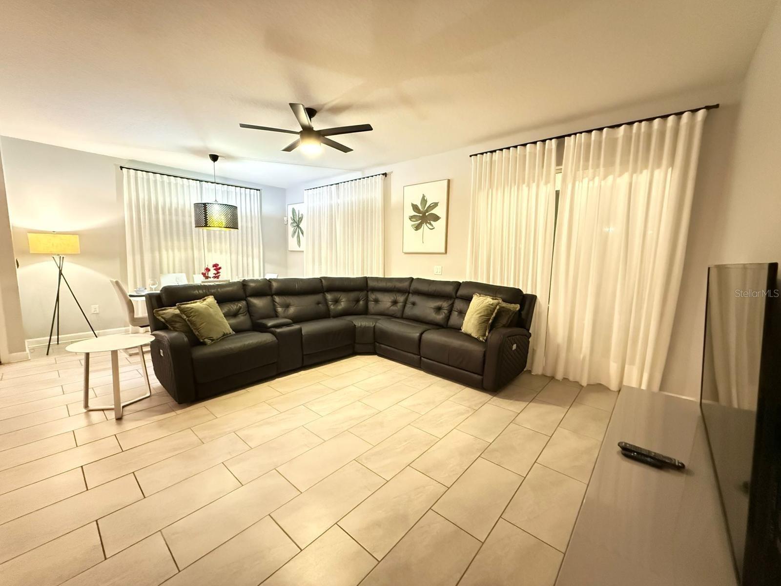 STOREY LAKE PH 3 - Residential