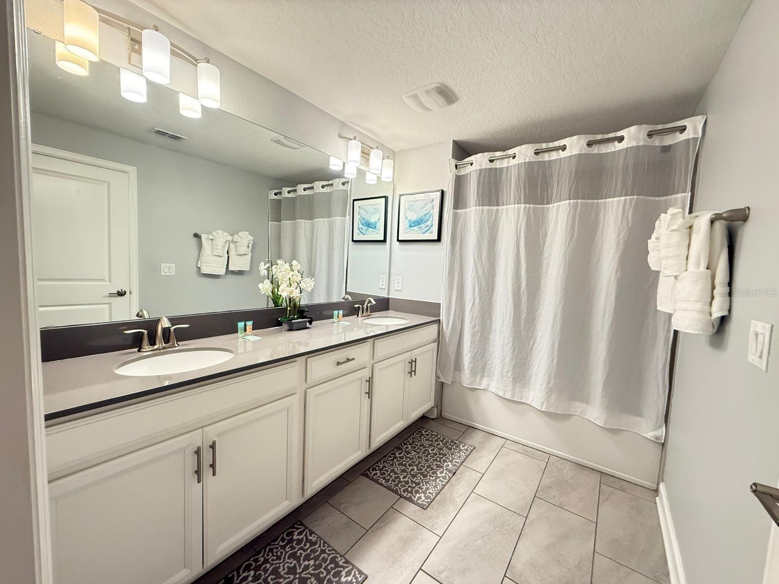 STOREY LAKE PH 3 - Residential