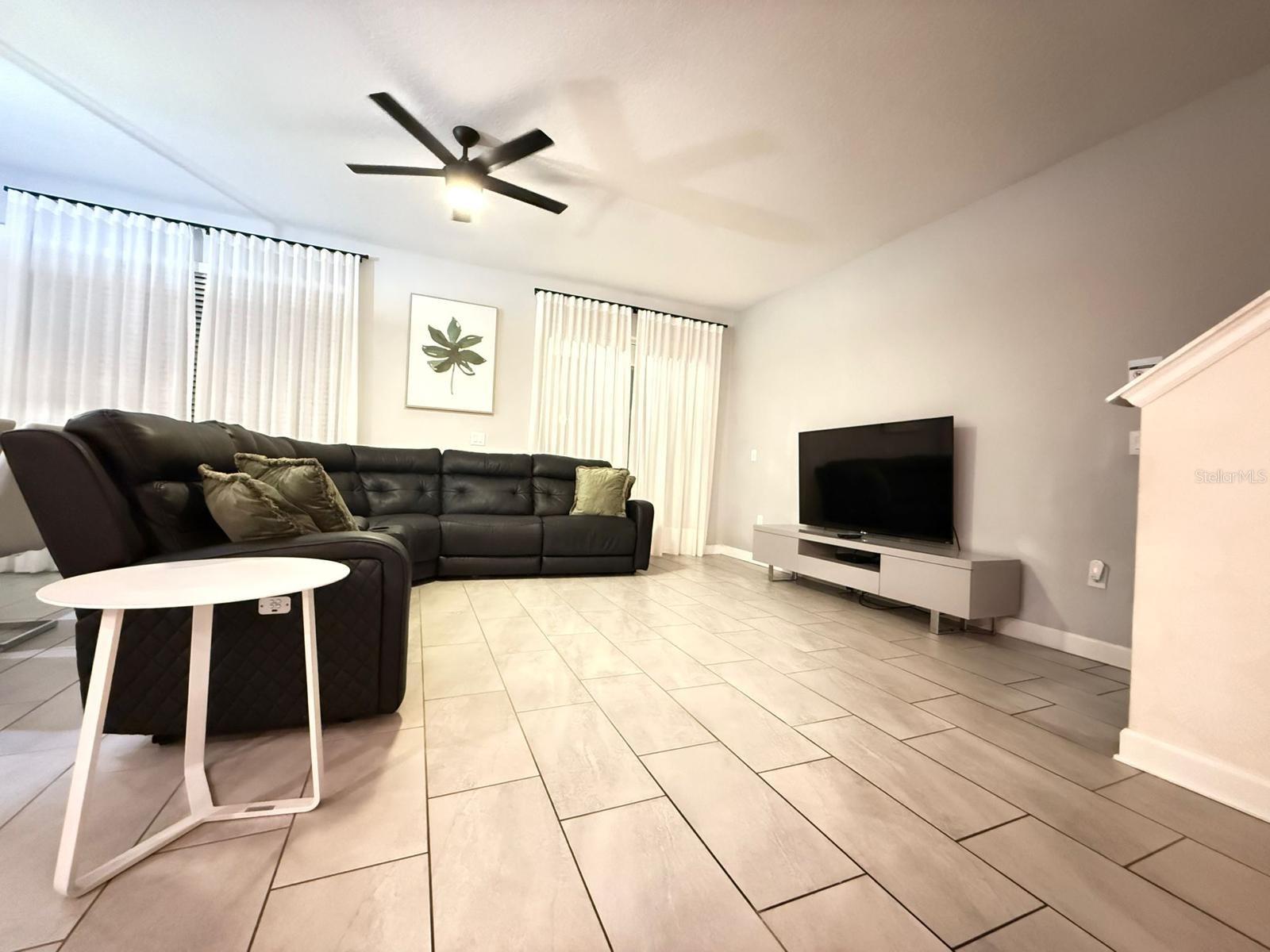 STOREY LAKE PH 3 - Residential