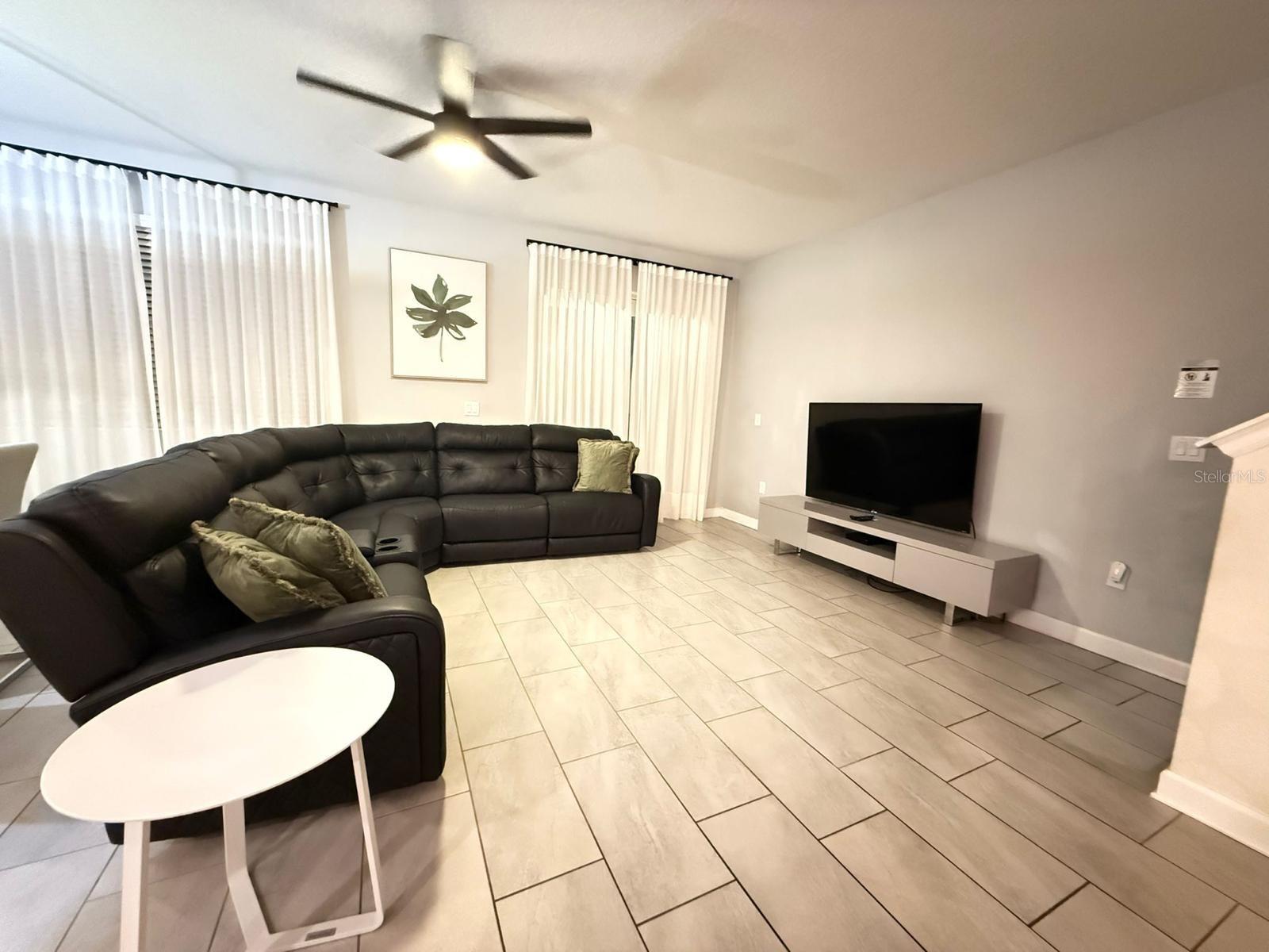 STOREY LAKE PH 3 - Residential