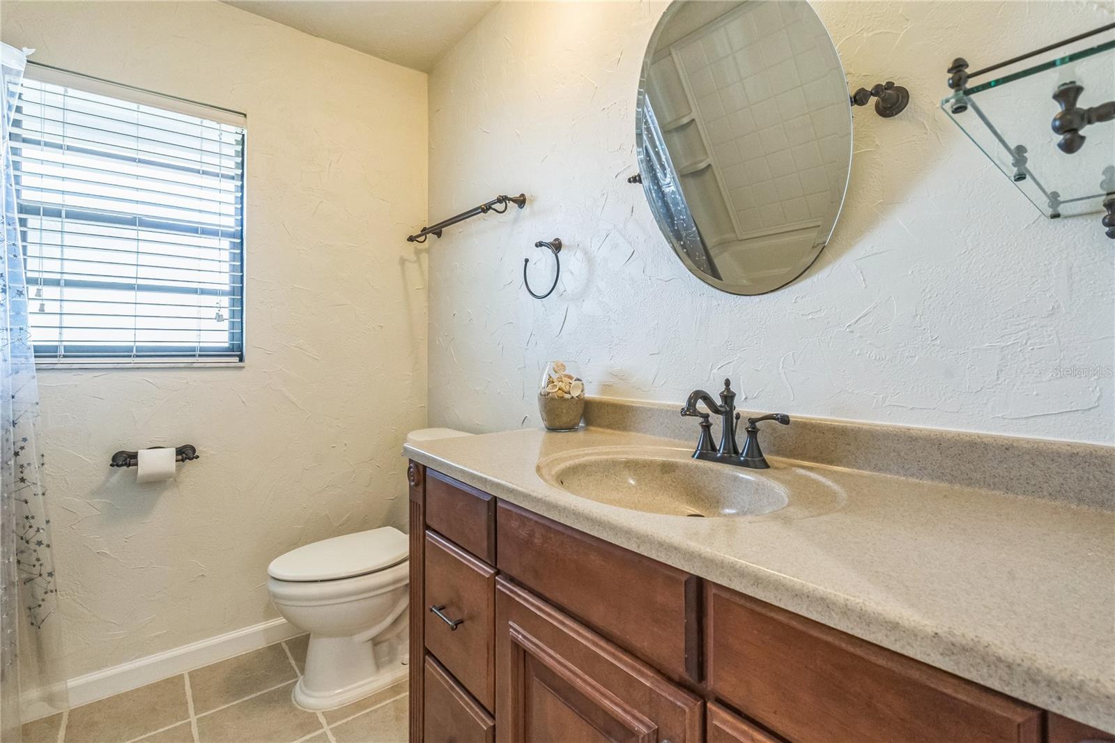 PALMA SOLA BAY ESTATES - Residential