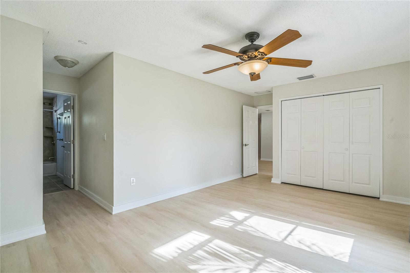 PALMA SOLA BAY ESTATES - Residential