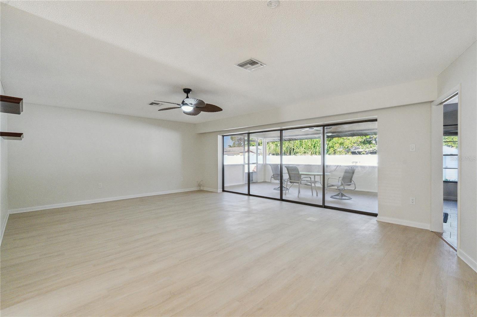 PALMA SOLA BAY ESTATES - Residential