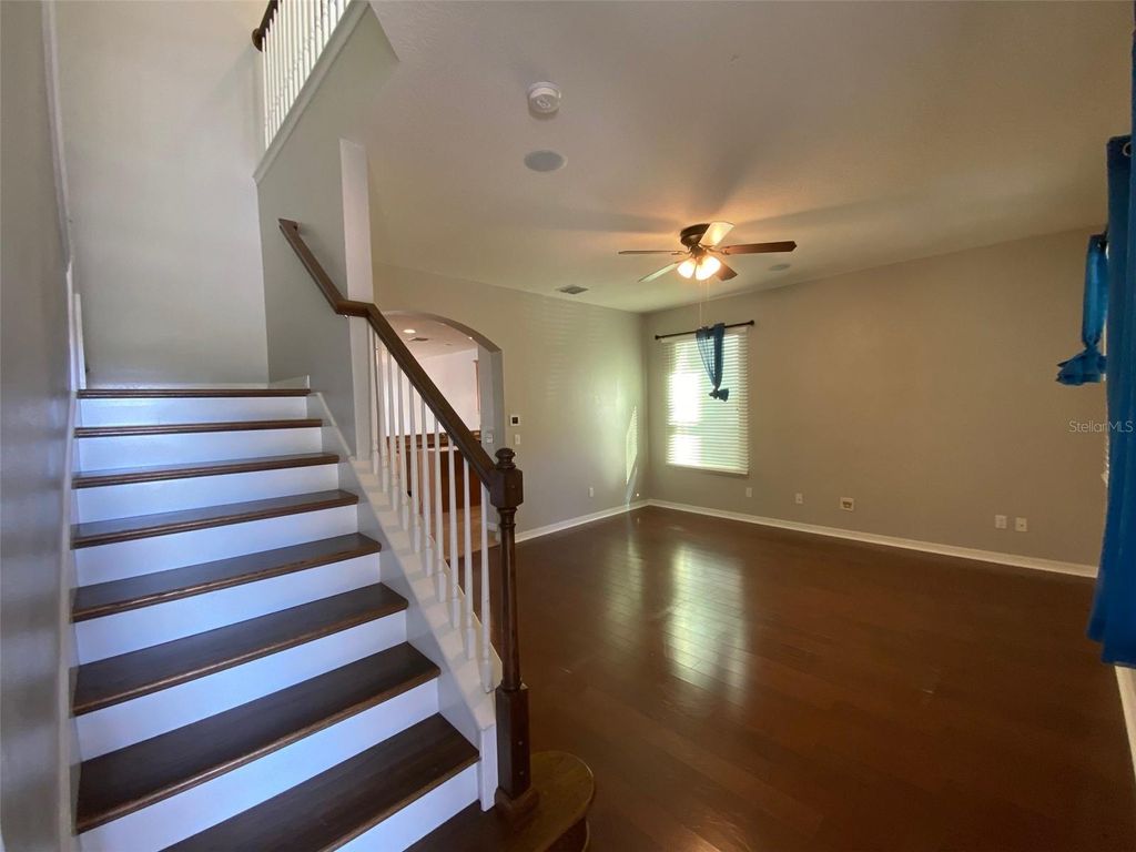 Photo of 6310 Golden Dewdrop Trail, Windermere, FL 34786 (MLS # O6368983)