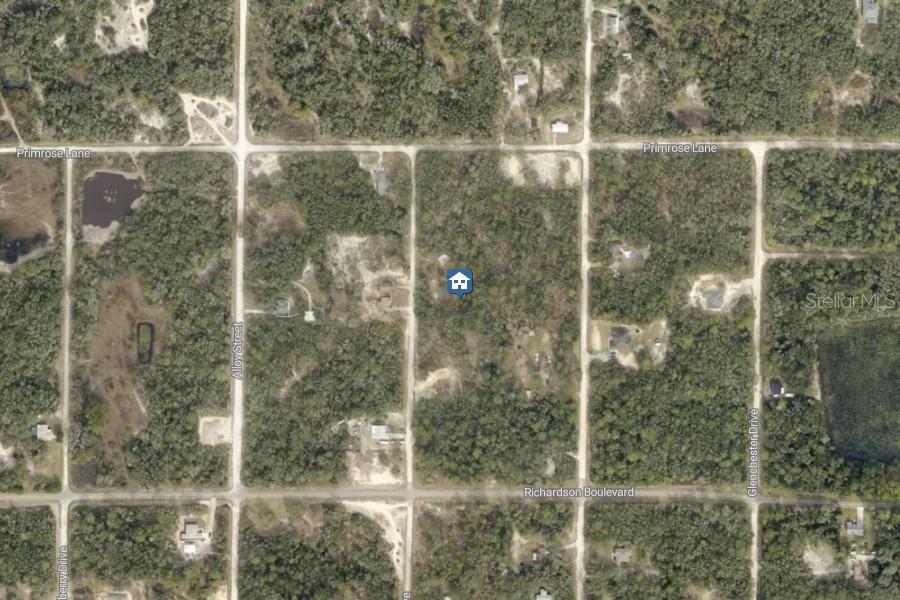 Photo of 13 Wagers Dr, Webster, FL 33597 (MLS # W7890613)
