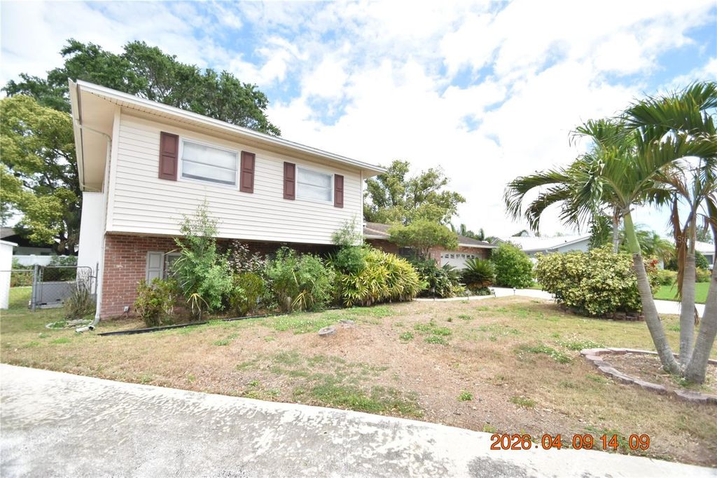 Photo of 8402 Blackstone Court, Tampa, FL 33615 (MLS # TB8496392)