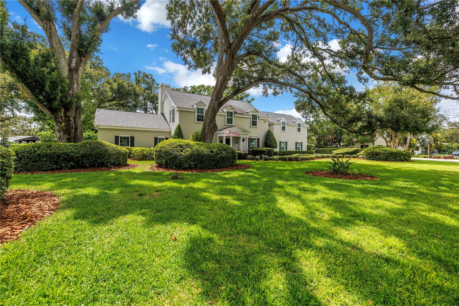 1628 LONG BOW LANE