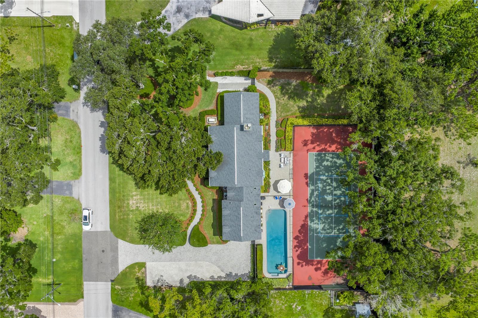 1628 LONG BOW LANE