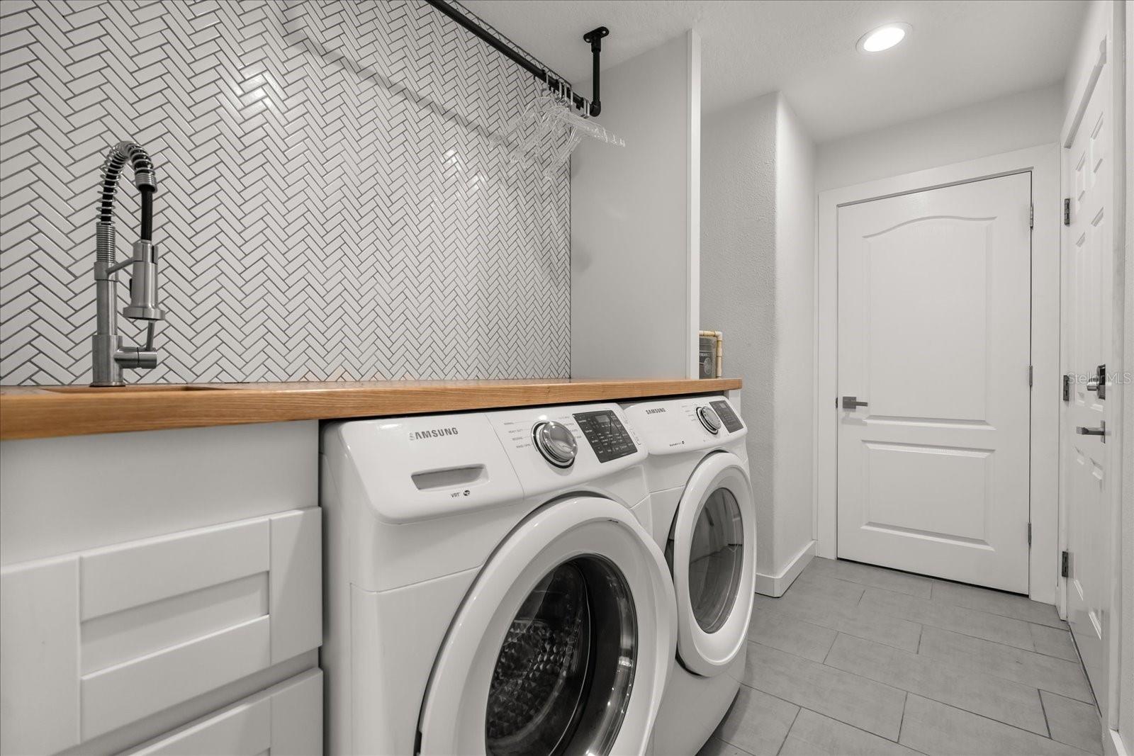 SWEETWATER RIDGE CONDO AT MAGNOLIA POINTE - Residential Lease