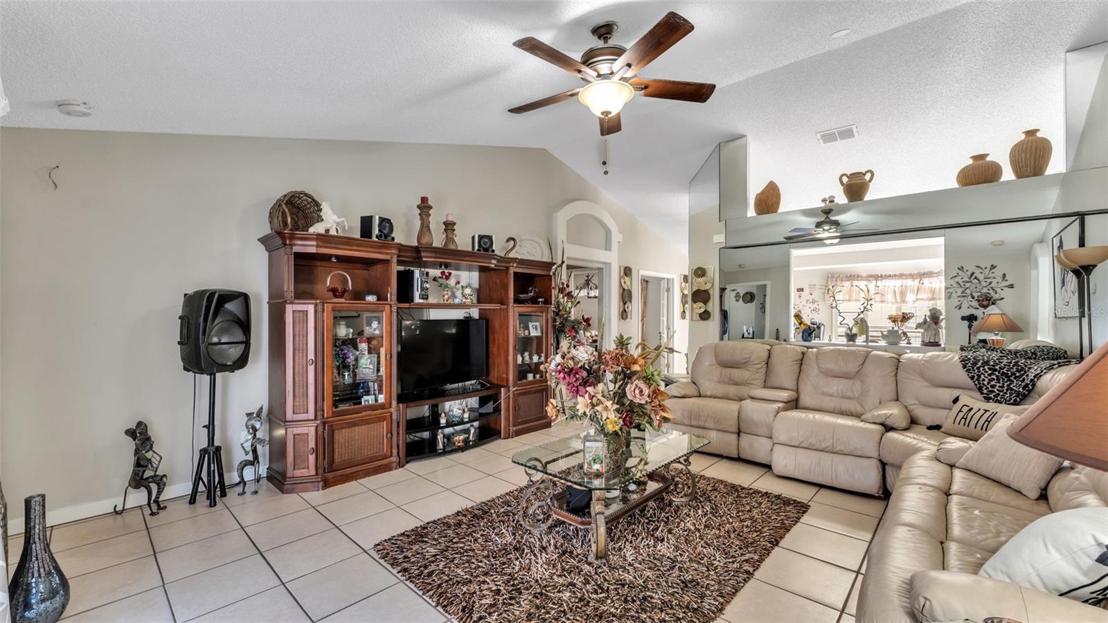 RANDOM OAKS PH 2 UNIT 1 - Residential