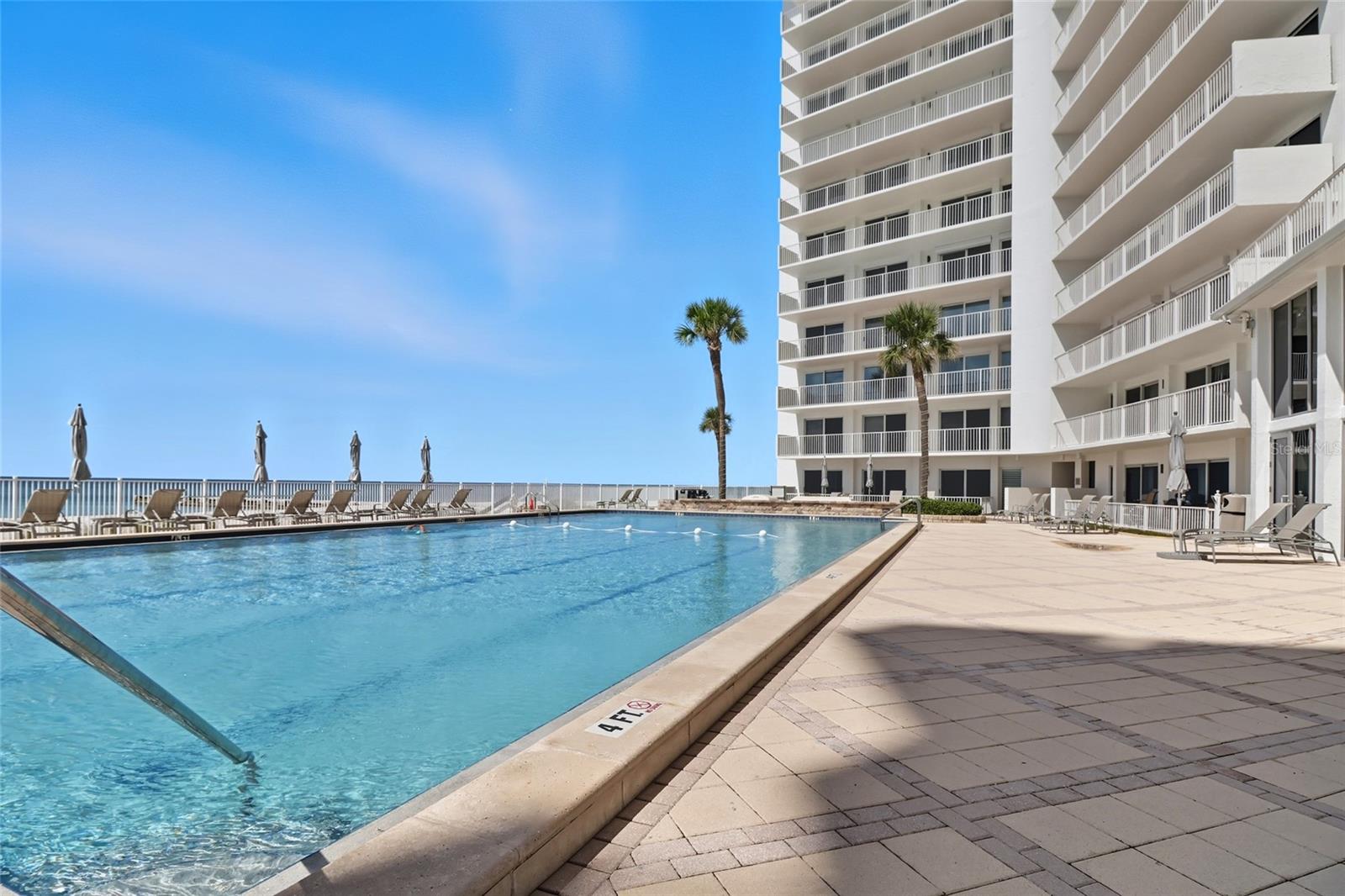 ISLANDER CLUB OF LONGBOAT - Residential