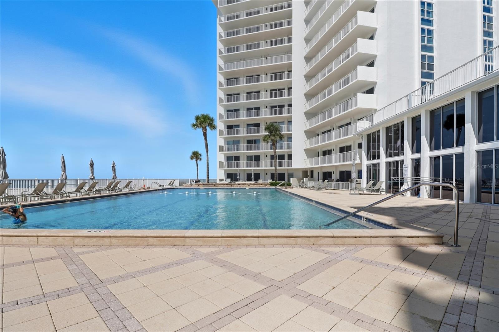 ISLANDER CLUB OF LONGBOAT - Residential