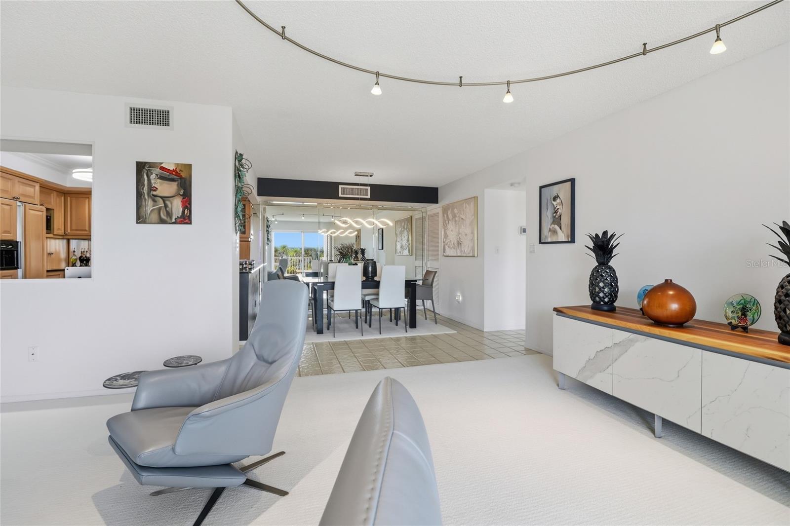 ISLANDER CLUB OF LONGBOAT - Residential