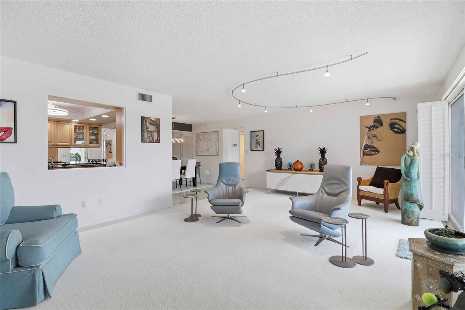 ISLANDER CLUB OF LONGBOAT - Residential