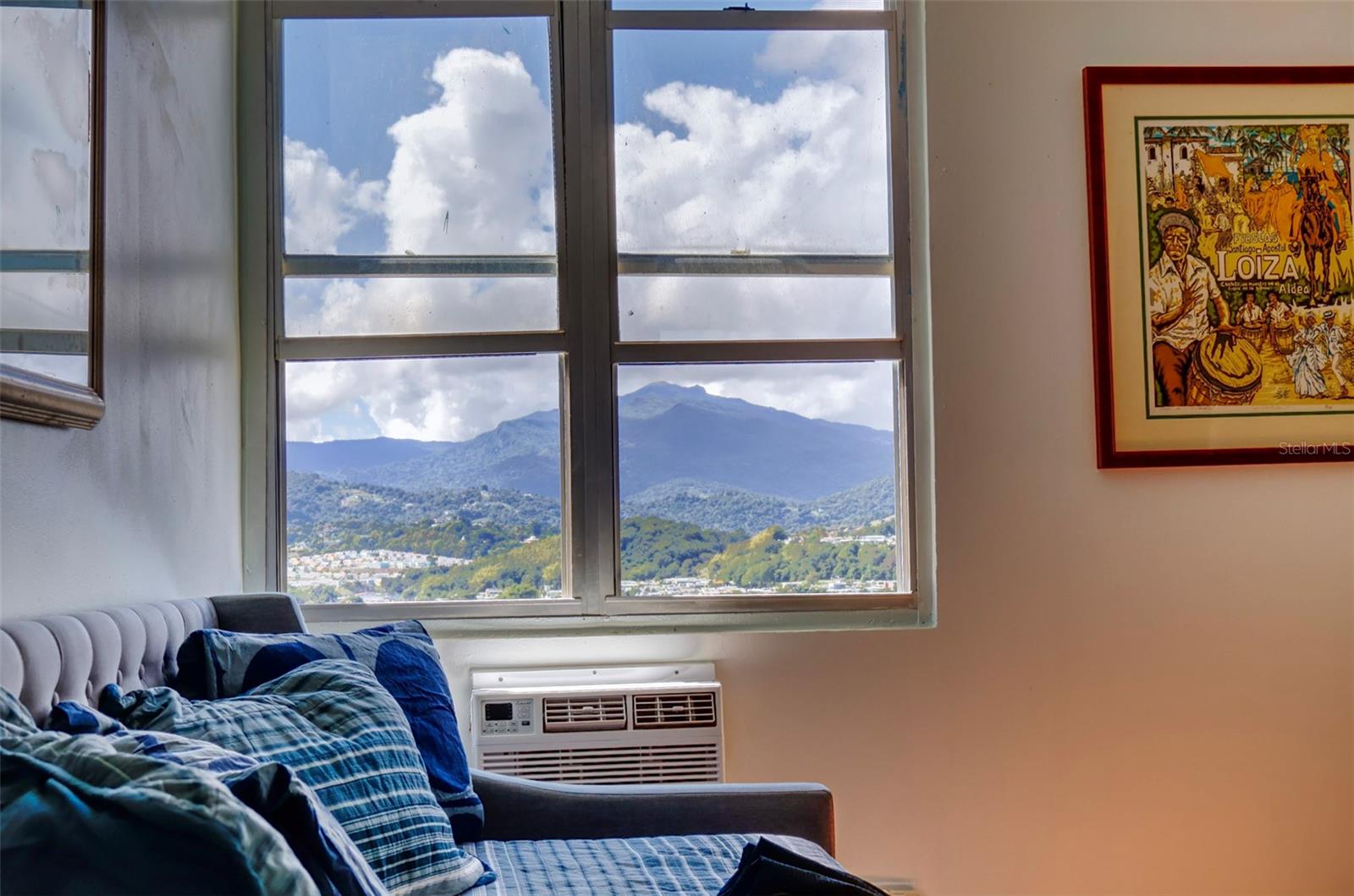 SANDY HILLS - Residential