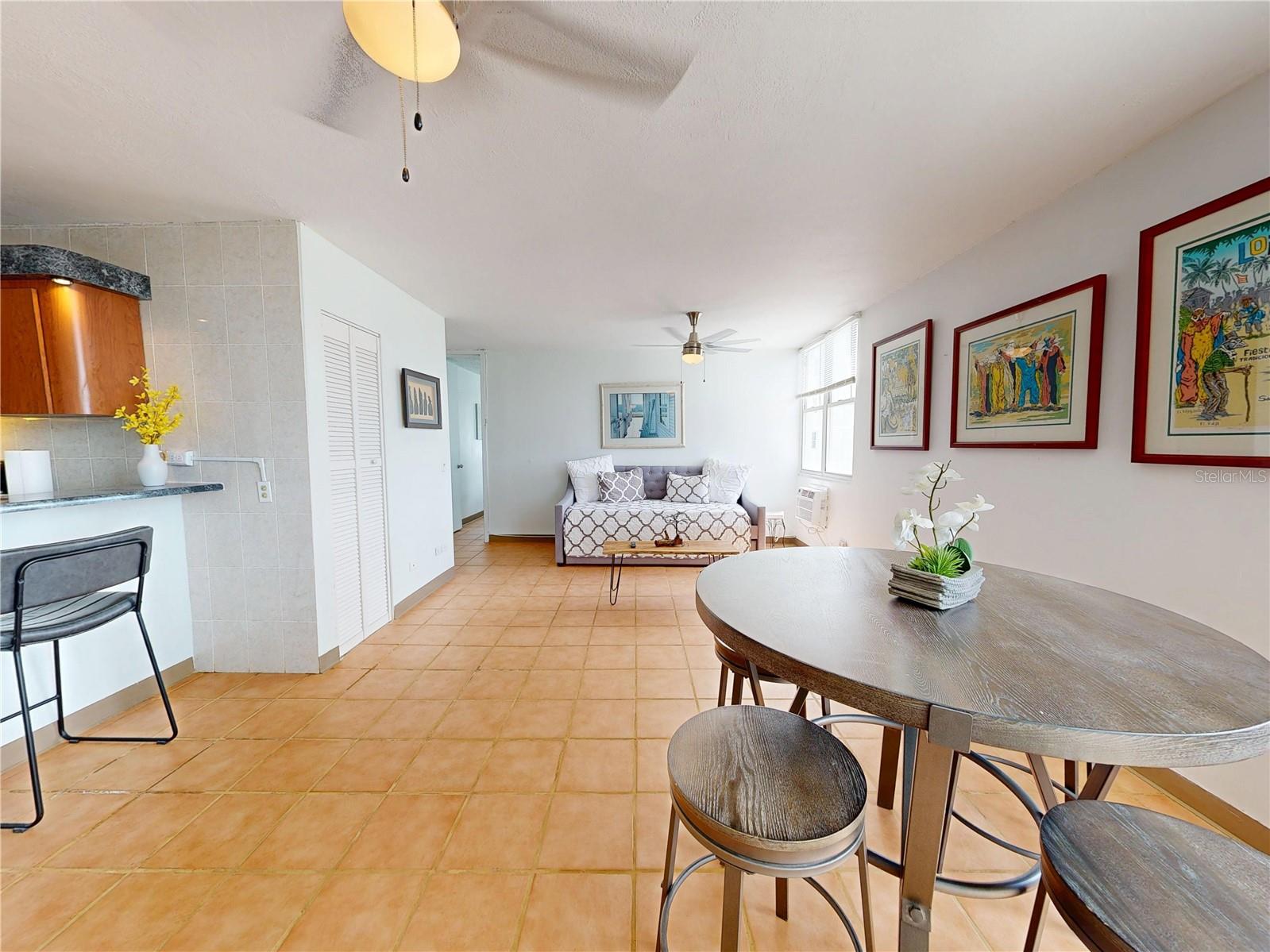 SANDY HILLS - Residential