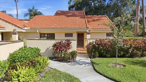 5387 HUNTINGWOOD COURT 4 SARASOTA FL 34235