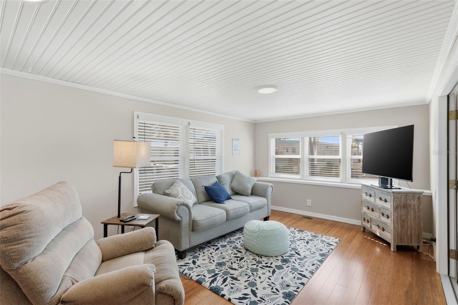 MOBEL AMERICANA MOBILE HOME PARK UNREC - Residential