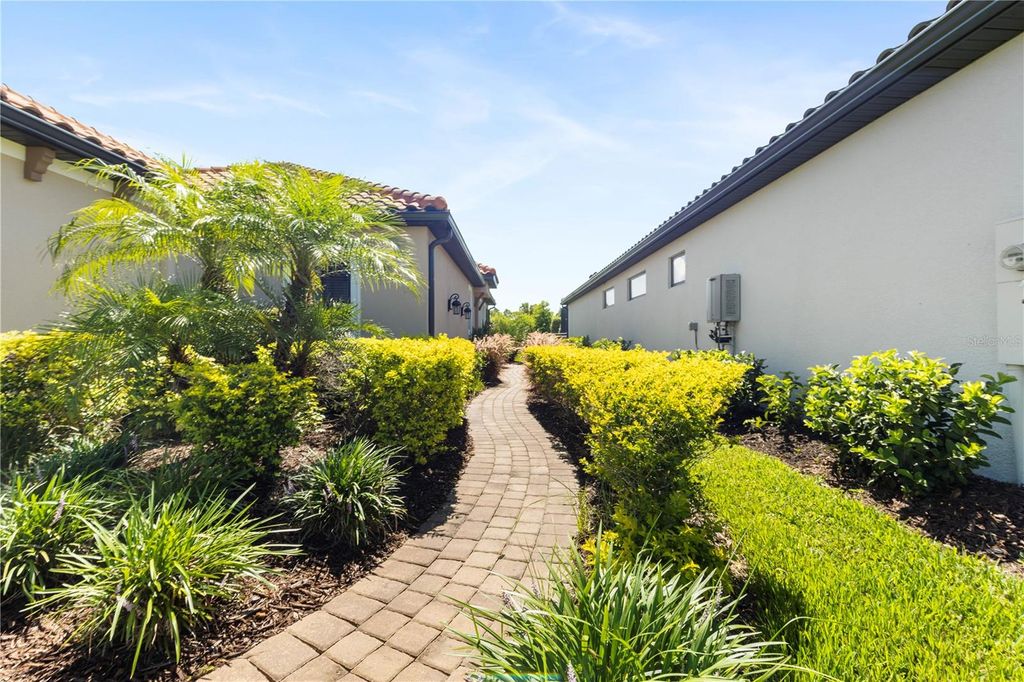 Photo of 3312 Francoa Drive, Odessa, FL 33556 (MLS # TB8397960)