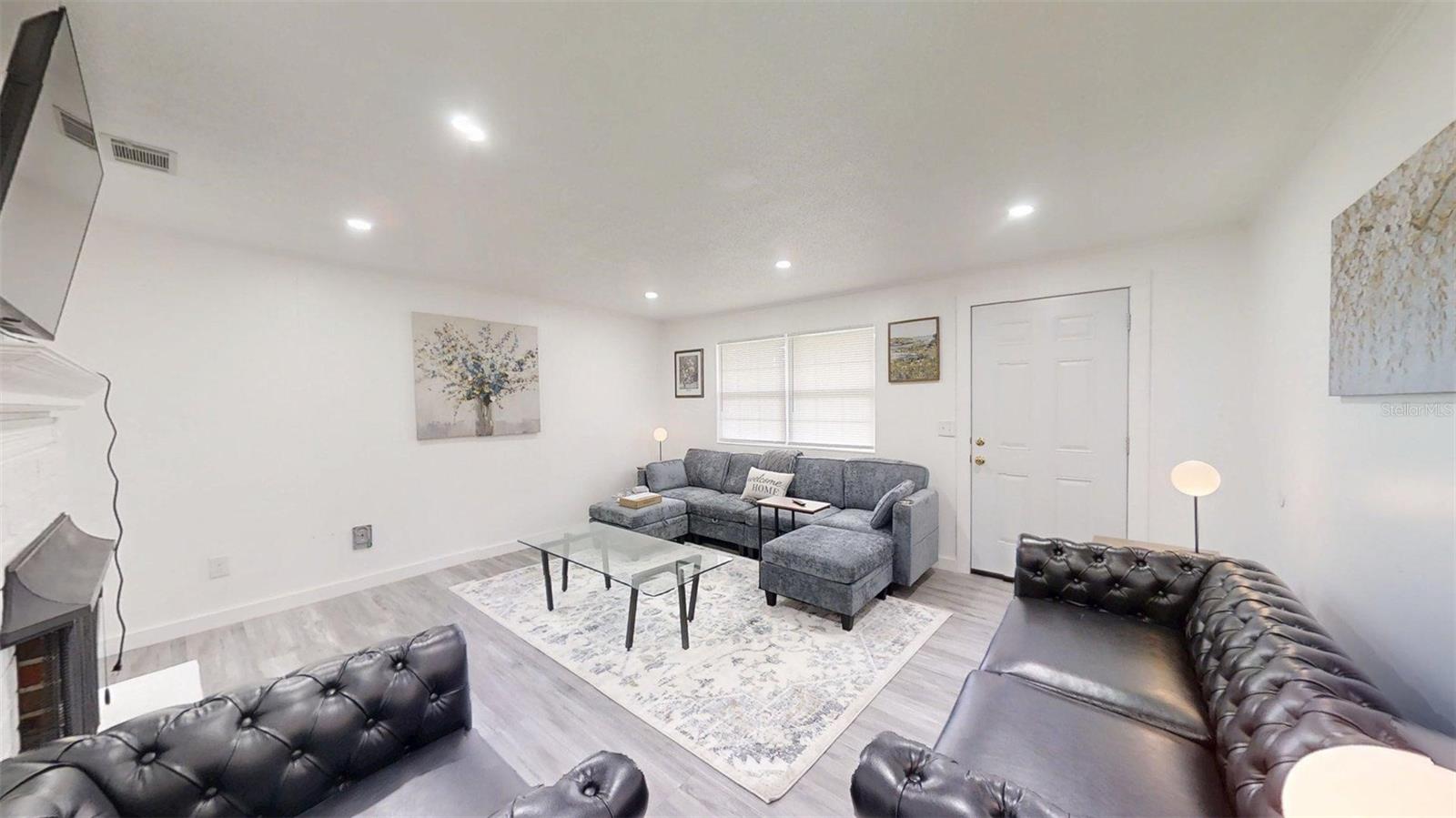 1335 NE 10TH STREET