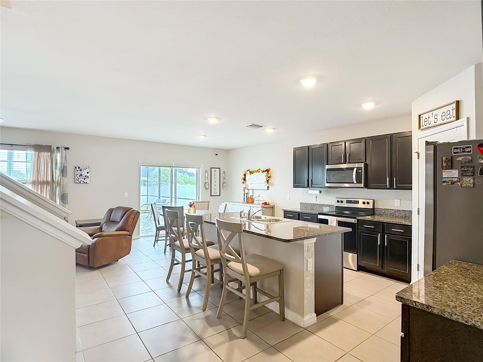 JOHNSON POINTE - Residential