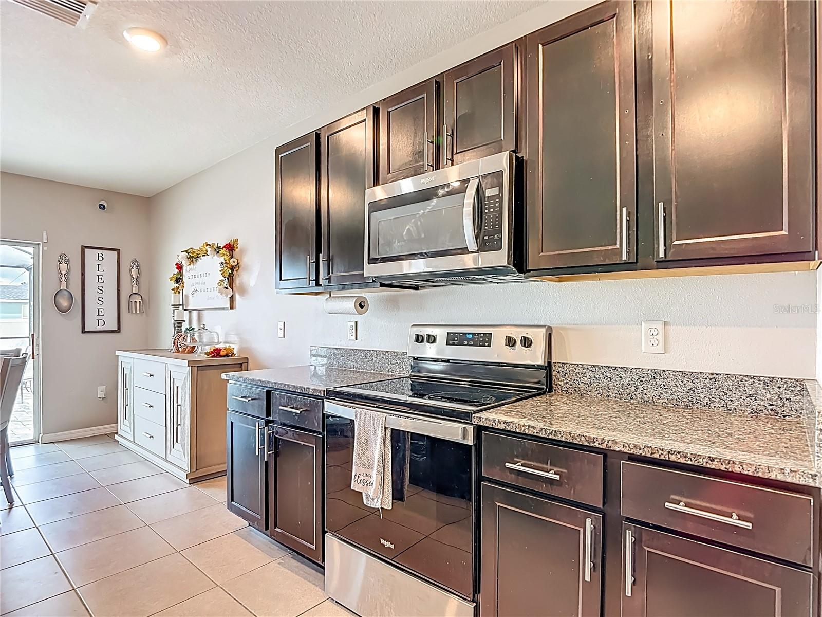 JOHNSON POINTE - Residential