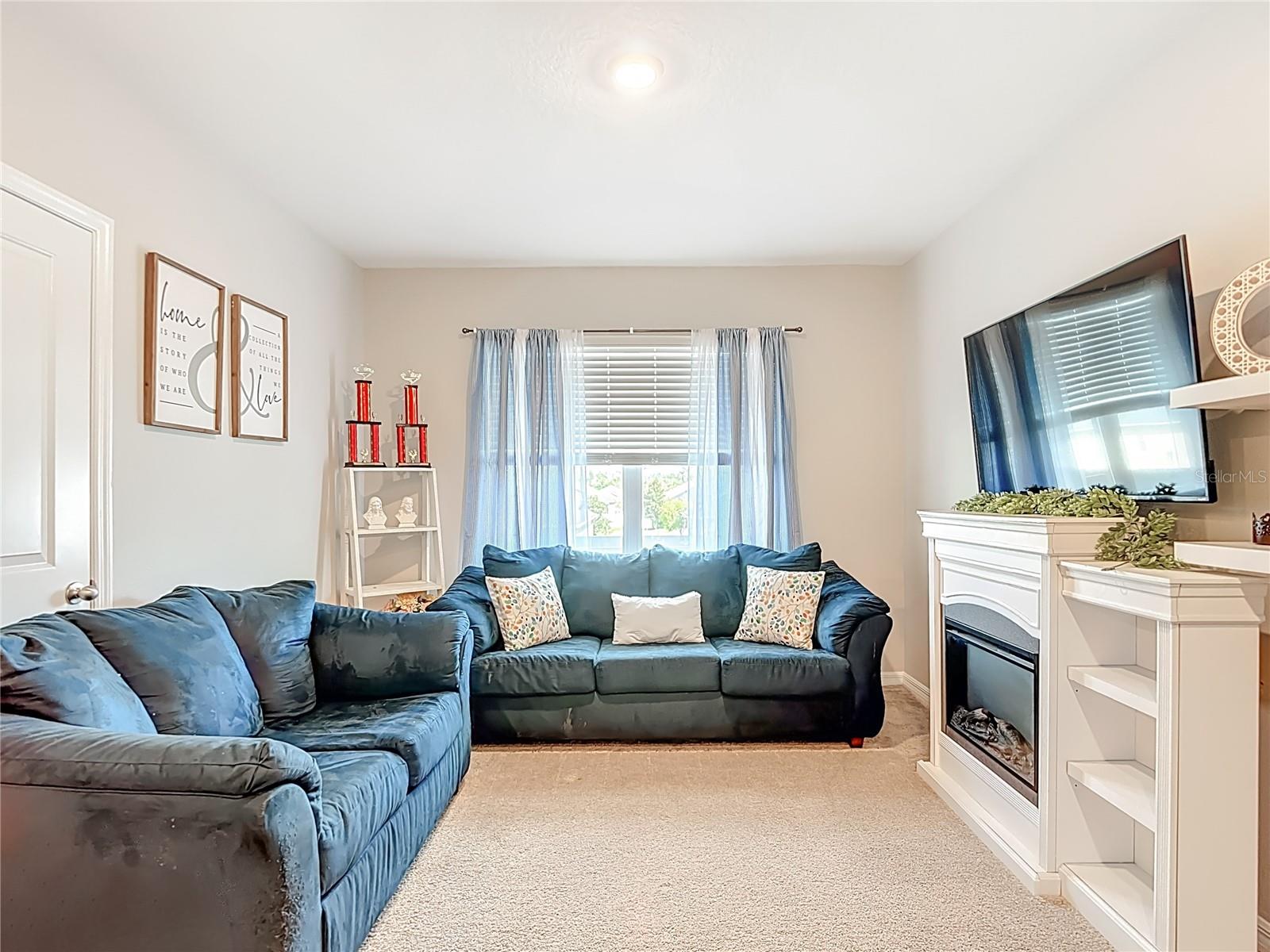 JOHNSON POINTE - Residential