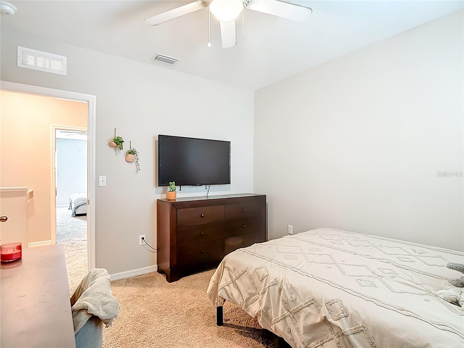 JOHNSON POINTE - Residential