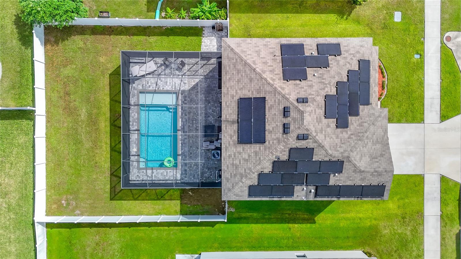 JOHNSON POINTE - Residential
