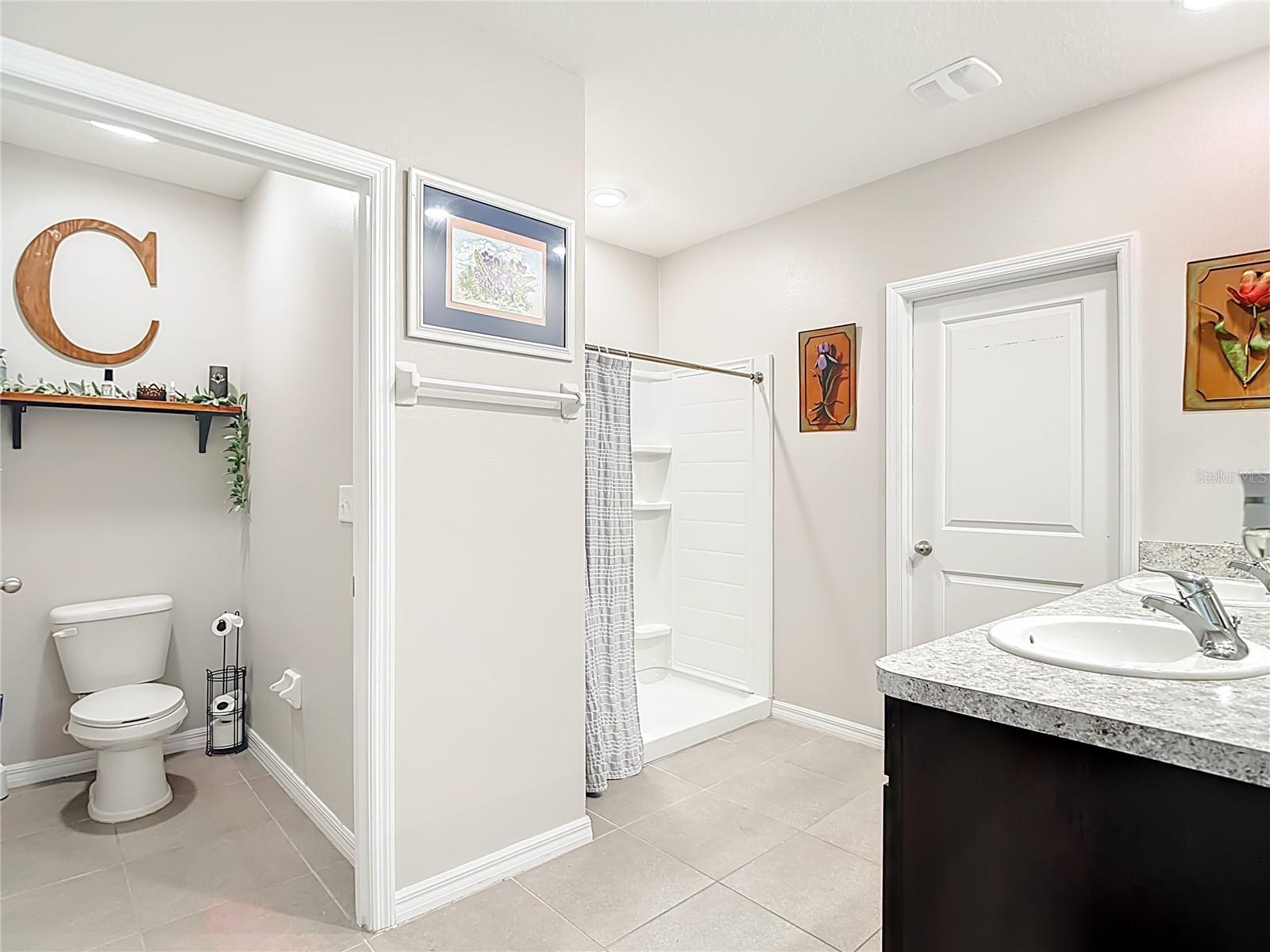 JOHNSON POINTE - Residential