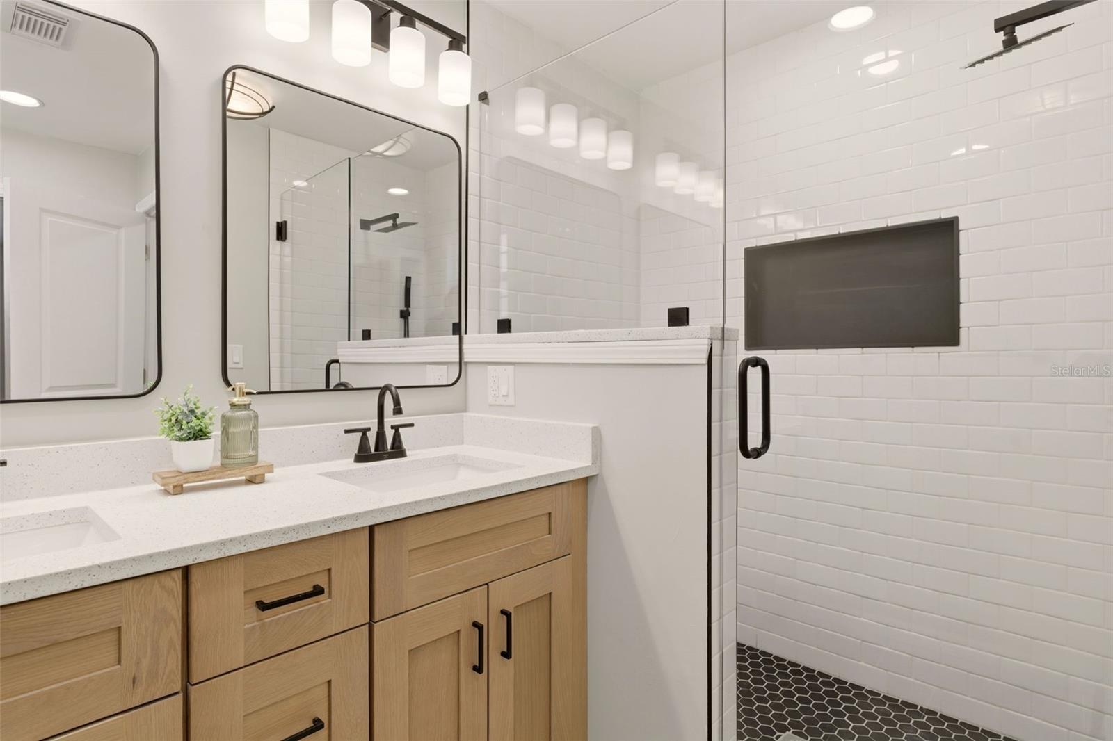 DELTONA LAKES UNIT 41 - Residential