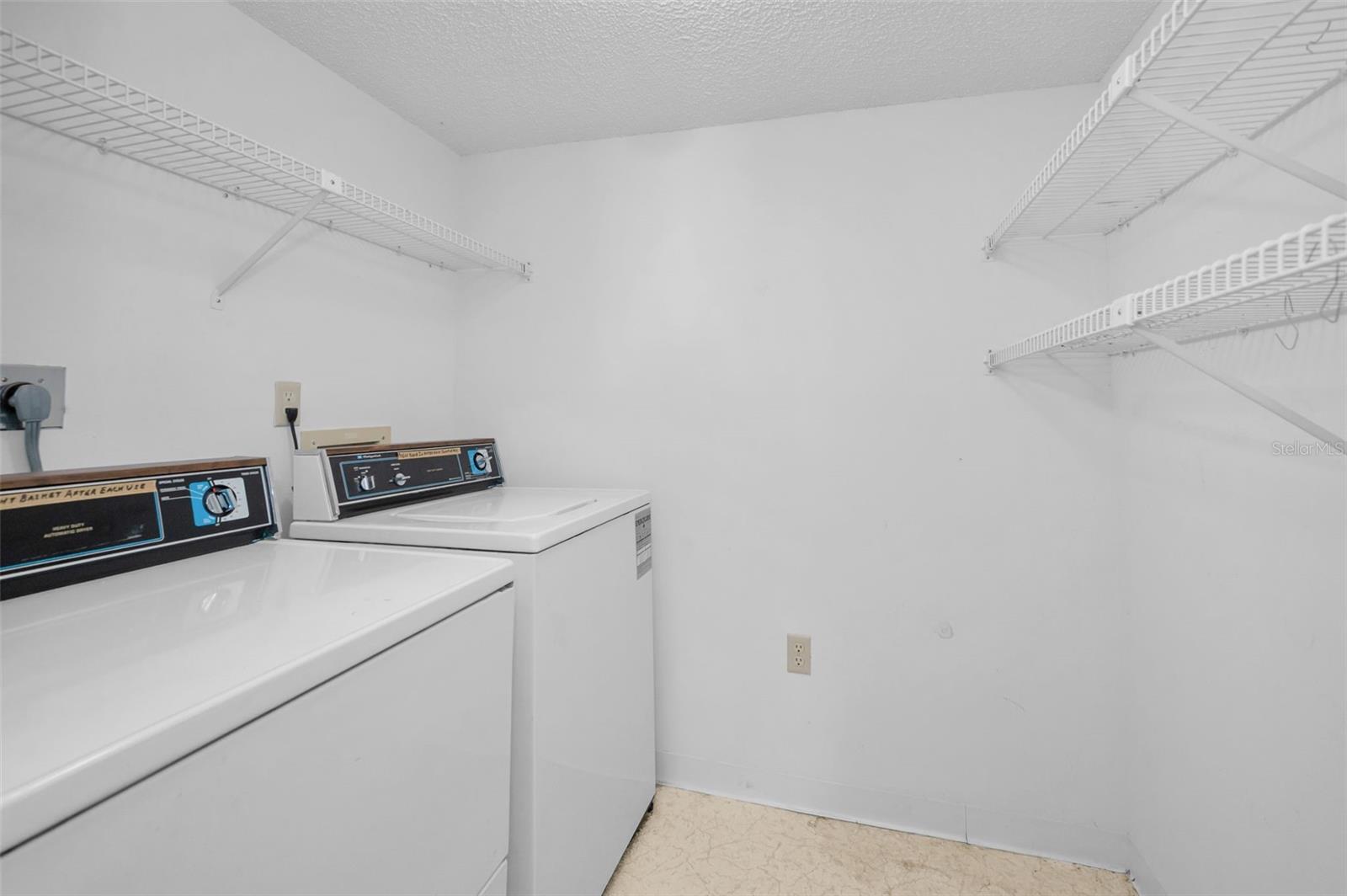 PINE RIDGE AT LAKE TARPON VILLAGE - Residential