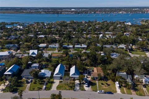 A home in ST AUGUSTINE